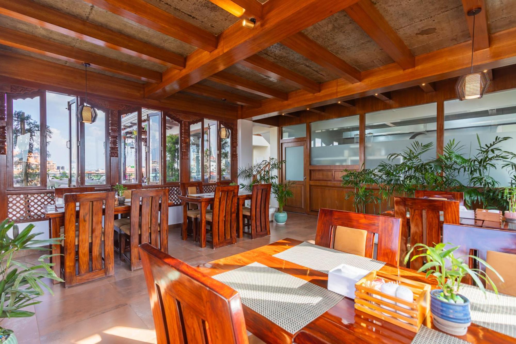 Timber House By Tara Group Hotel Katmandu Eksteriør billede