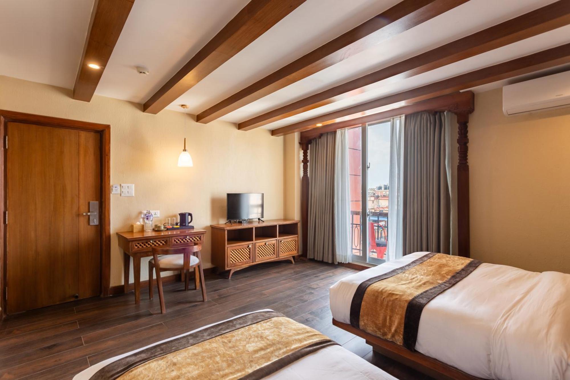 Timber House By Tara Group Hotel Katmandu Eksteriør billede