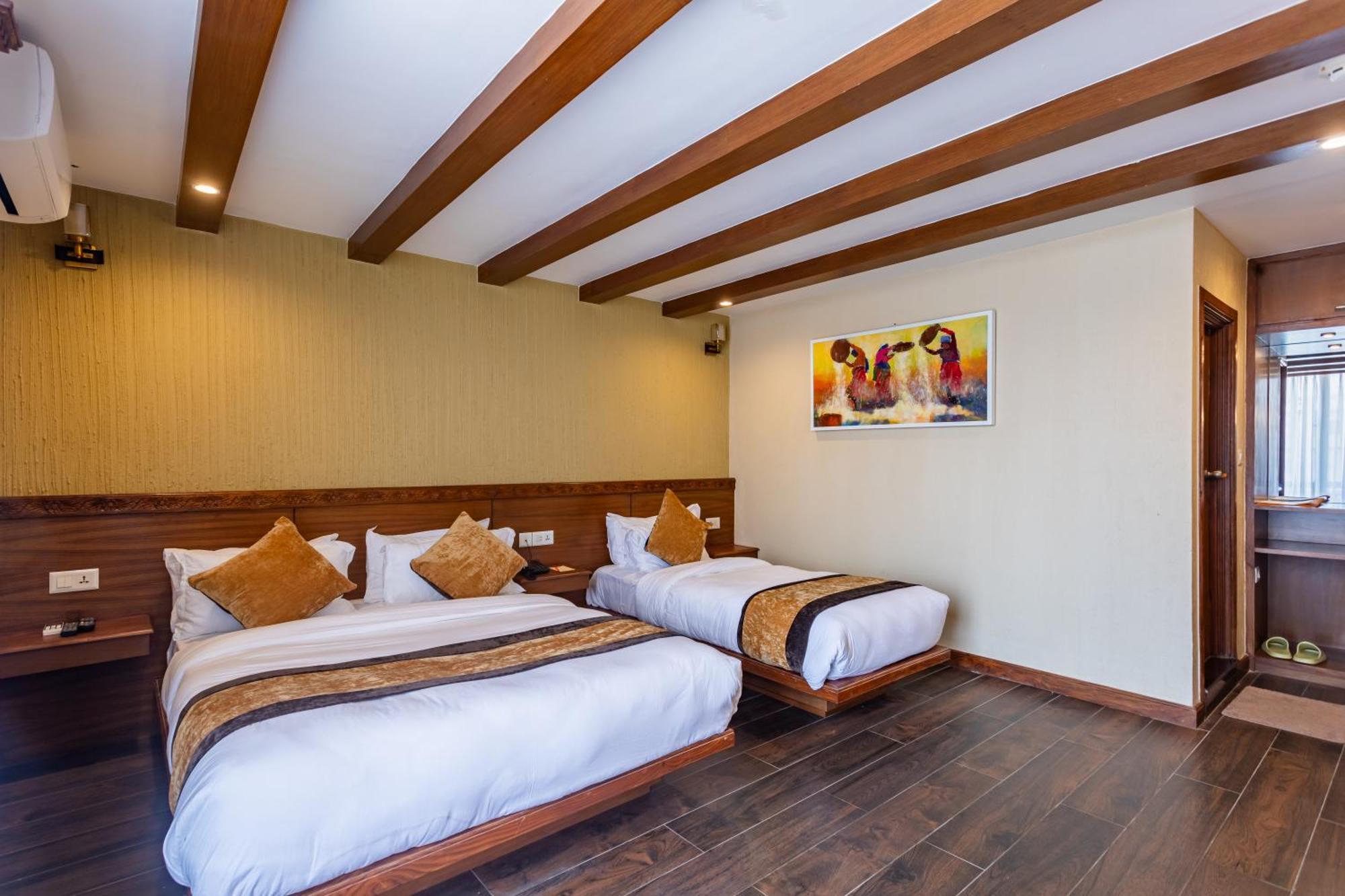 Timber House By Tara Group Hotel Katmandu Eksteriør billede