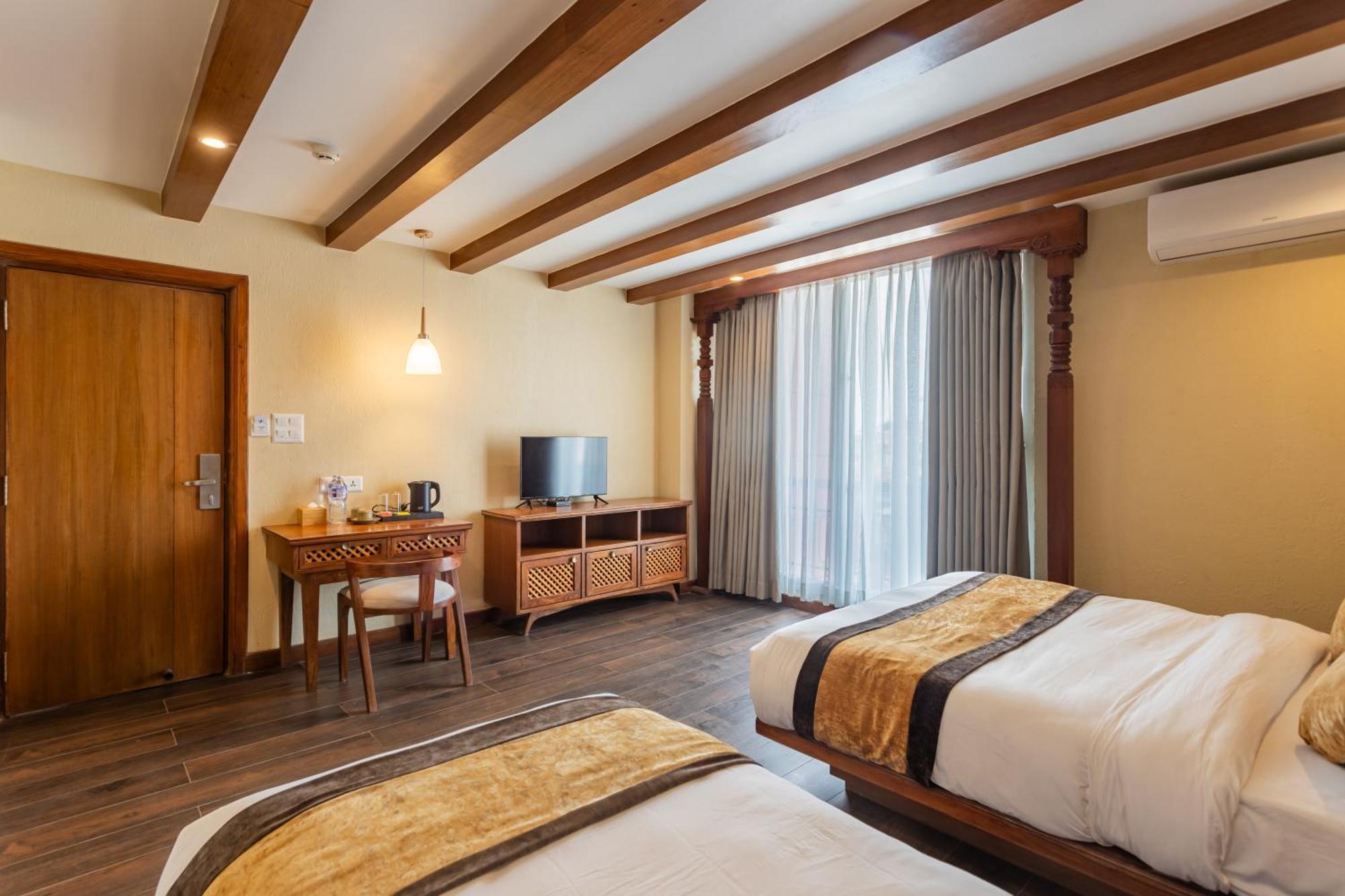 Timber House By Tara Group Hotel Katmandu Eksteriør billede